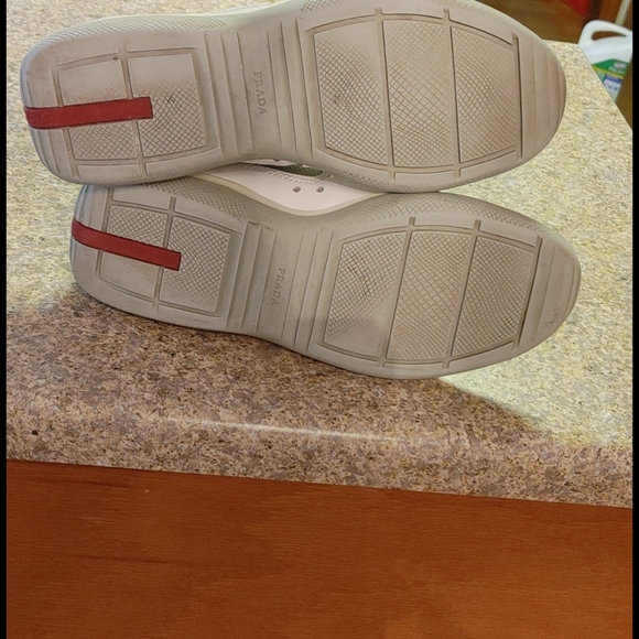 Authentic PRADA SHOES - Picture 7 of 9